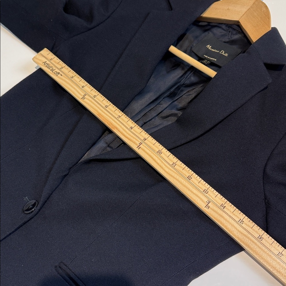 Massimo Dutti Classic Navy Blue Blazer Size 2 - Picture 4 of 9